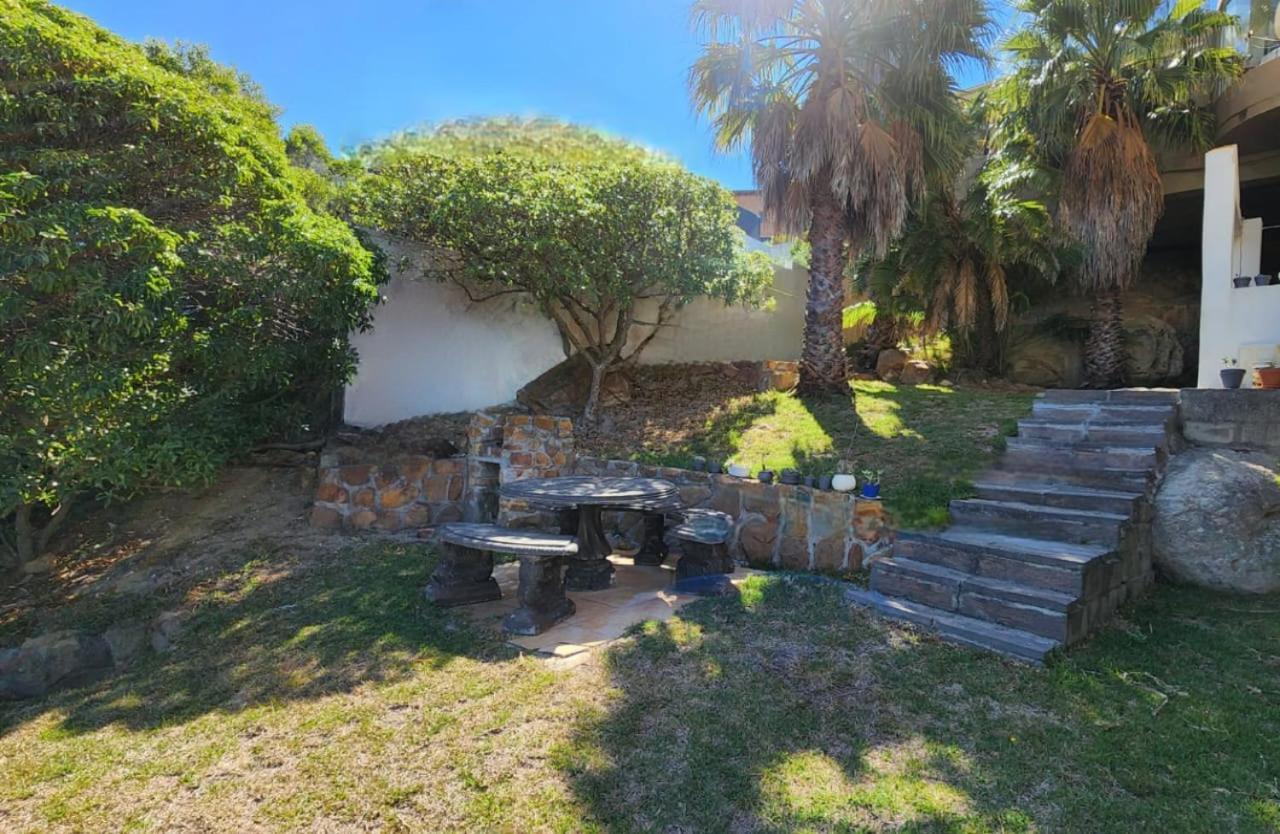Seaviews Holiday Apartment 2 Cape Town Exterior photo